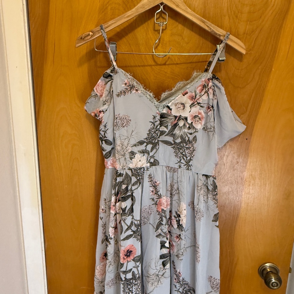 Lulu's Light Gray Floral Mini Dress
